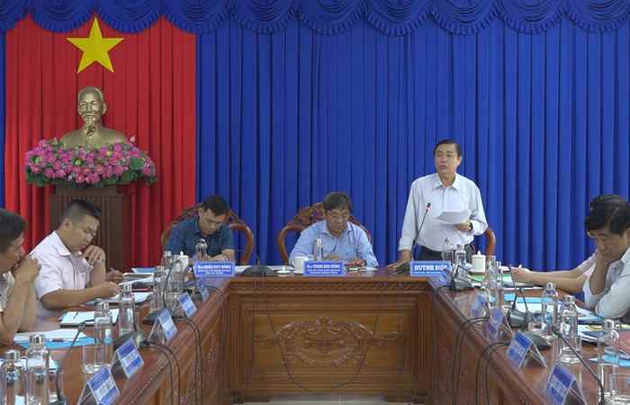 Ngân hàng CSXH tỉnh Sóc Trăng làm việc tại huyện Long Phú